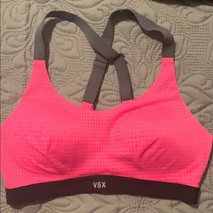 VS Sports Bra